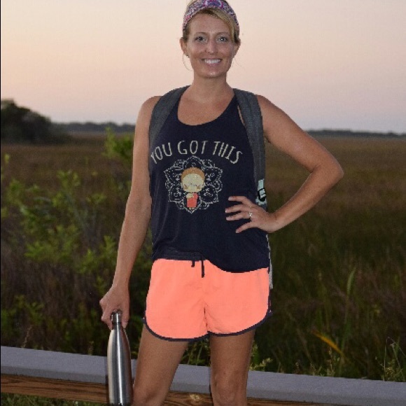 Meet your Posher, Carin - Picture 3 of 7